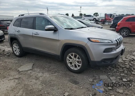 2016 Jeep Cherokee Latitude z USA, uszkodzony, nr VIN 1C4PJMCS7GW266381